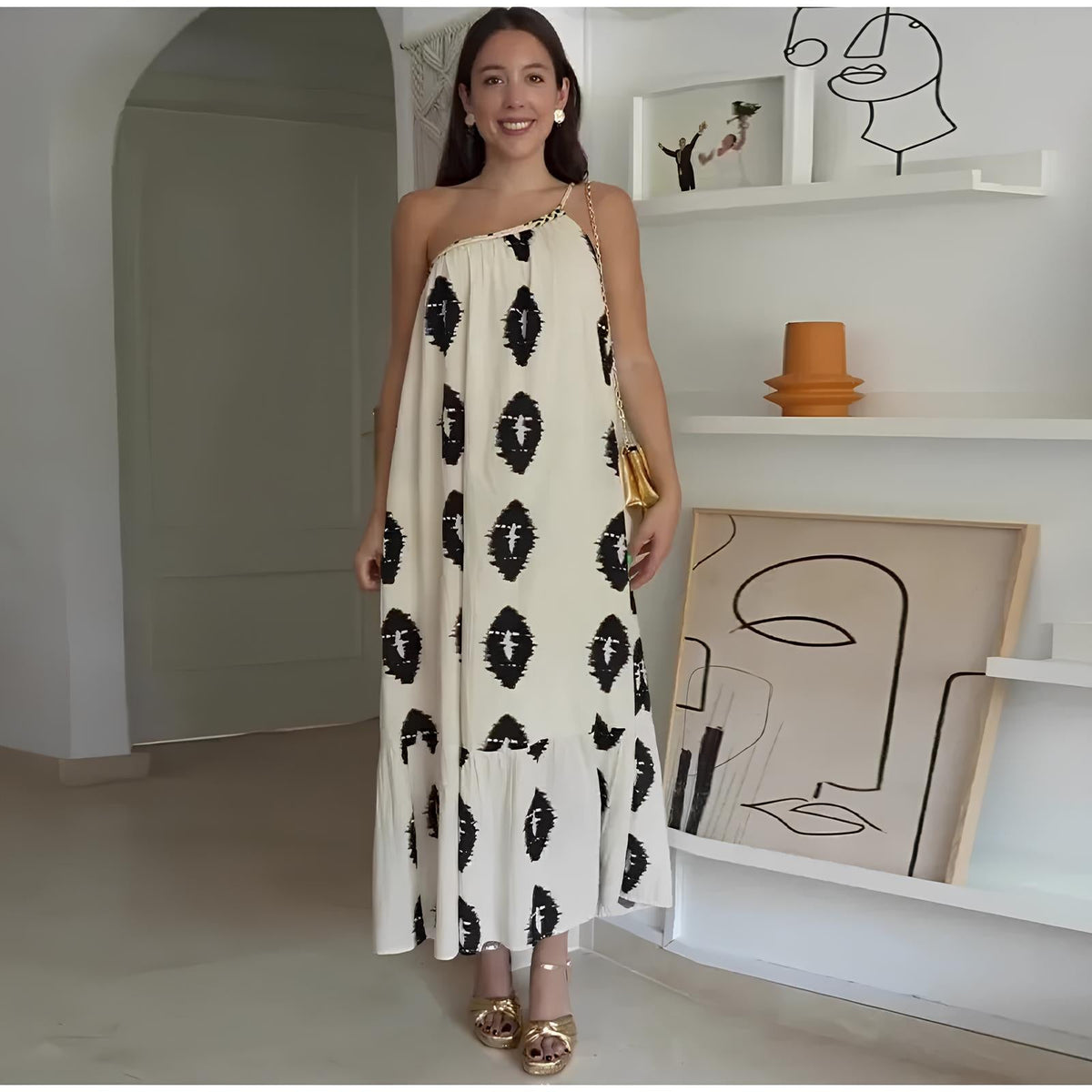 Vestido Cindy você encontra na Sua Boutique por apenas  ! Com Frete Grátis para todo Brasil, podendo parcelar em até 10X Sem Juros! Alé,m disso ganhe 10% OFF no PIX! 