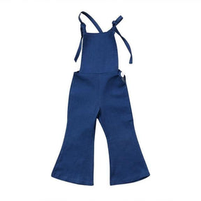 Macacão Infantil Jeans você encontra na Sua Boutique por apenas  ! Com Frete Grátis para todo Brasil, podendo parcelar em até 10X Sem Juros! Alé,m disso ganhe 10% OFF no PIX! 