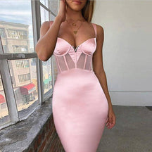 Vestido Bodycon Madonna você encontra na Sua Boutique por apenas  ! Com Frete Grátis para todo Brasil, podendo parcelar em até 10X Sem Juros! Alé,m disso ganhe 10% OFF no PIX! 