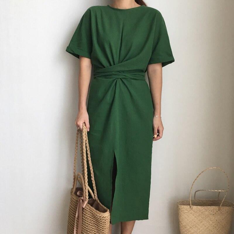 Vestido Post Fenda você encontra na Sua Boutique por apenas  ! Com Frete Grátis para todo Brasil, podendo parcelar em até 10X Sem Juros! Alé,m disso ganhe 10% OFF no PIX! 